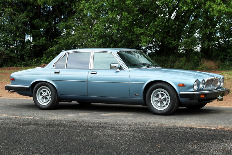 1987 Jaguar XJ XJ6   - Photo 5 - Rockville, MD 20850