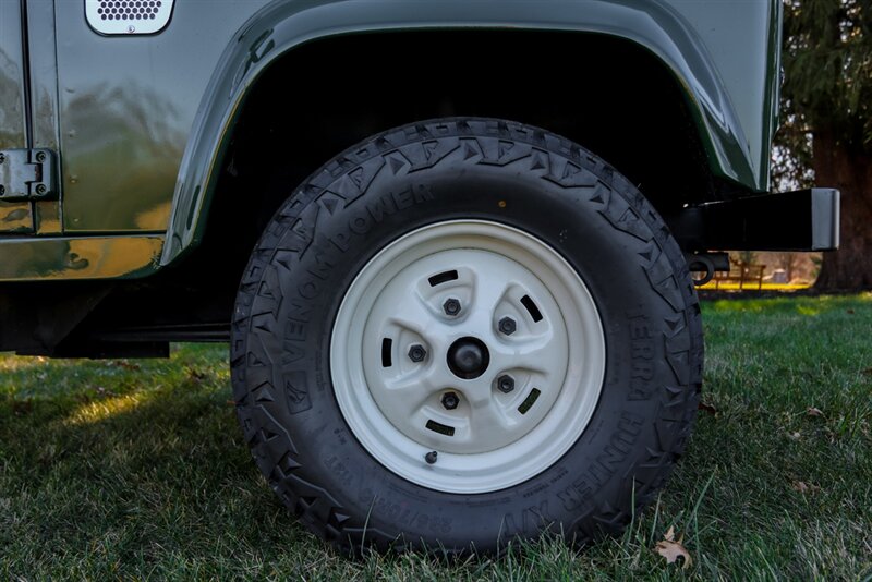 1997 Land Rover Defender 110 Pickup 300TDi   - Photo 24 - Rockville, MD 20850