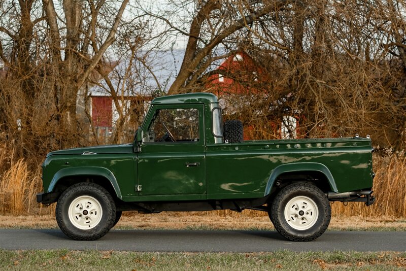 1997 Land Rover Defender 110 Pickup 300TDi   - Photo 4 - Rockville, MD 20850