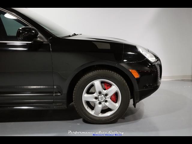 2006 Porsche Cayenne Turbo   - Photo 5 - Rockville, MD 20850