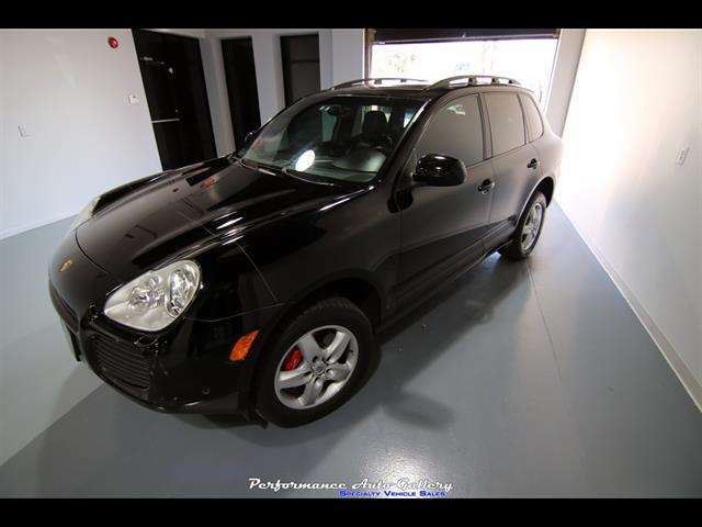 2006 Porsche Cayenne Turbo   - Photo 44 - Rockville, MD 20850