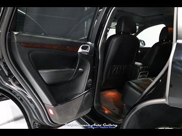 2006 Porsche Cayenne Turbo   - Photo 37 - Rockville, MD 20850