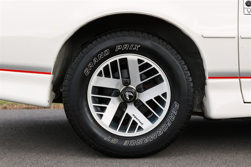 1986 Pontiac Firebird Trans Am   - Photo 50 - Rockville, MD 20850