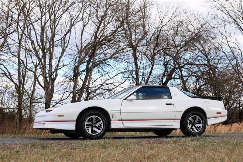 1986 Pontiac Firebird Trans Am   - Photo 8 - Rockville, MD 20850