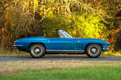 1966 Chevrolet Corvette 427 Stingray Convertible   - Photo 5 - Rockville, MD 20850