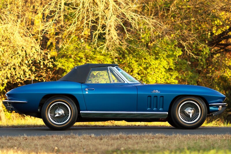 1966 Chevrolet Corvette 427 Stingray Convertible   - Photo 13 - Rockville, MD 20850