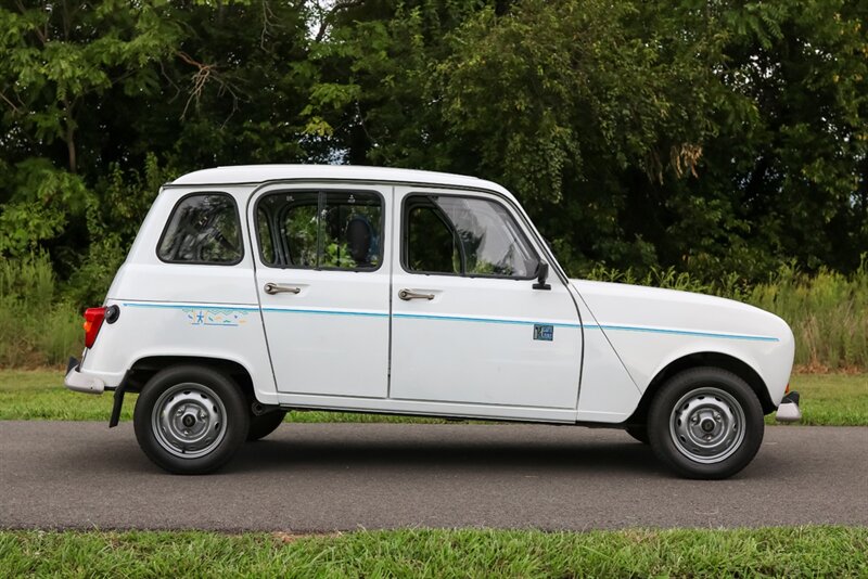 1986 Renault 4 TL Carte Jeune Edition   - Photo 6 - Rockville, MD 20850