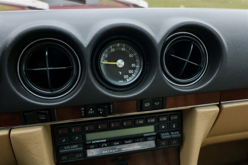 1989 Mercedes-Benz 560-Class 560 SL   - Photo 56 - Rockville, MD 20850