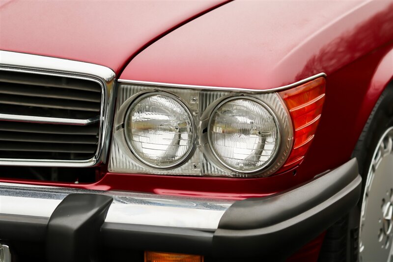 1989 Mercedes-Benz 560-Class 560 SL   - Photo 16 - Rockville, MD 20850