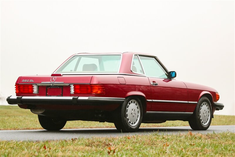 1989 Mercedes-Benz 560-Class 560 SL   - Photo 2 - Rockville, MD 20850