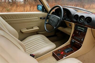 1989 Mercedes-Benz 560-Class 560 SL   - Photo 44 - Rockville, MD 20850