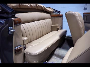 1957 Mercedes-Benz 220s Cabrio   - Photo 35 - Rockville, MD 20850