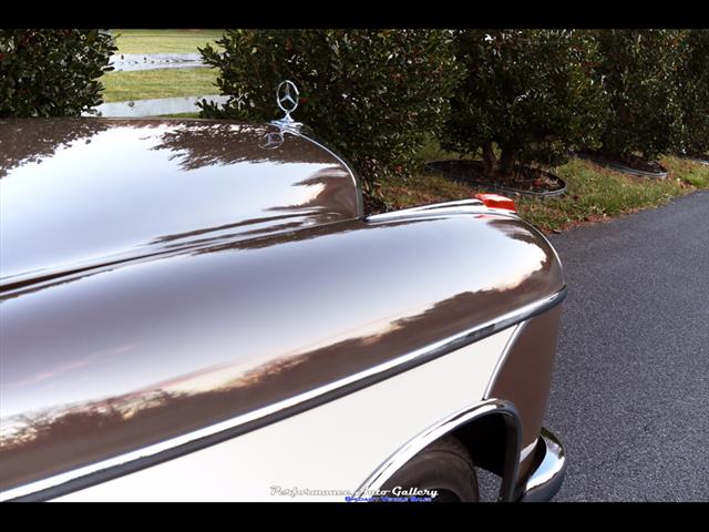 1957 Mercedes-Benz 220s Cabrio   - Photo 20 - Rockville, MD 20850