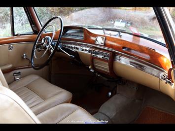 1957 Mercedes-Benz 220s Cabrio   - Photo 11 - Rockville, MD 20850