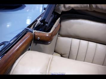 1957 Mercedes-Benz 220s Cabrio   - Photo 47 - Rockville, MD 20850