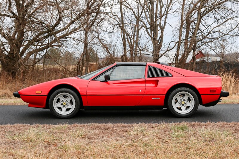 1985 Ferrari 308 GTS Quattrovalvole   - Photo 7 - Rockville, MD 20850