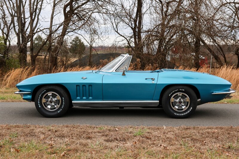 1966 Chevrolet Corvette Convertible 327 4-Speed   - Photo 5 - Rockville, MD 20850