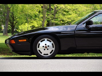 1987 Porsche 928 S4   - Photo 4 - Rockville, MD 20850