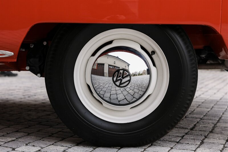 1959 Volkswagen Bus/Vanagon 23-Window Transporter Samba Bus  European-Spec - Photo 46 - Rockville, MD 20850