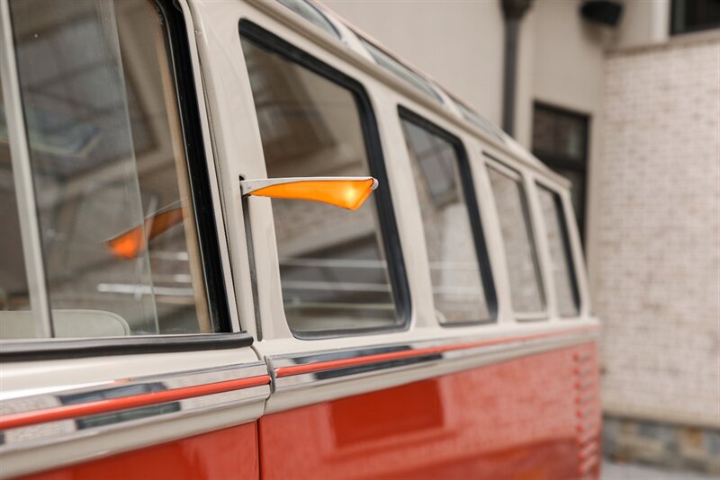 1959 Volkswagen Bus/Vanagon 23-Window Transporter Samba Bus  European-Spec - Photo 32 - Rockville, MD 20850