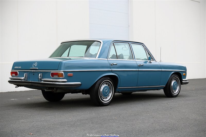 1971 Mercedes-Benz 280SE   - Photo 9 - Rockville, MD 20850