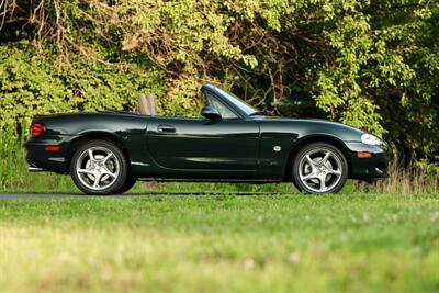 2001 Mazda MX-5 Miata Special Edition   - Photo 1 - Rockville, MD 20850