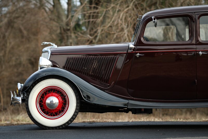 1934 Ford Tudor Sedan Fordor Deluxe V8   - Photo 18 - Rockville, MD 20850