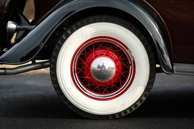 1934 Ford Tudor Sedan Fordor Deluxe V8   - Photo 56 - Rockville, MD 20850