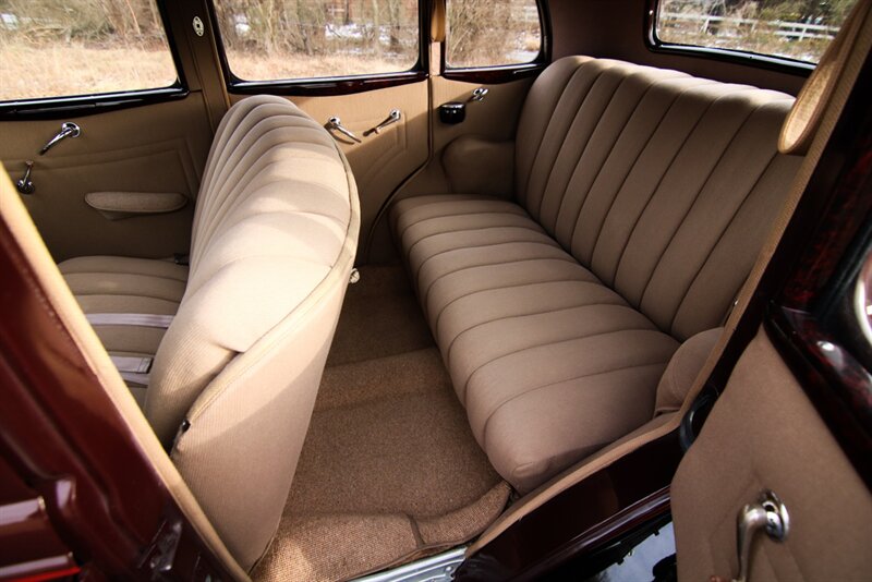 1934 Ford Tudor Sedan Fordor Deluxe V8   - Photo 62 - Rockville, MD 20850