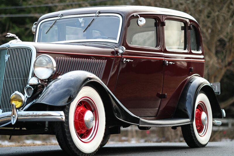 1934 Ford Tudor Sedan Fordor Deluxe V8   - Photo 24 - Rockville, MD 20850