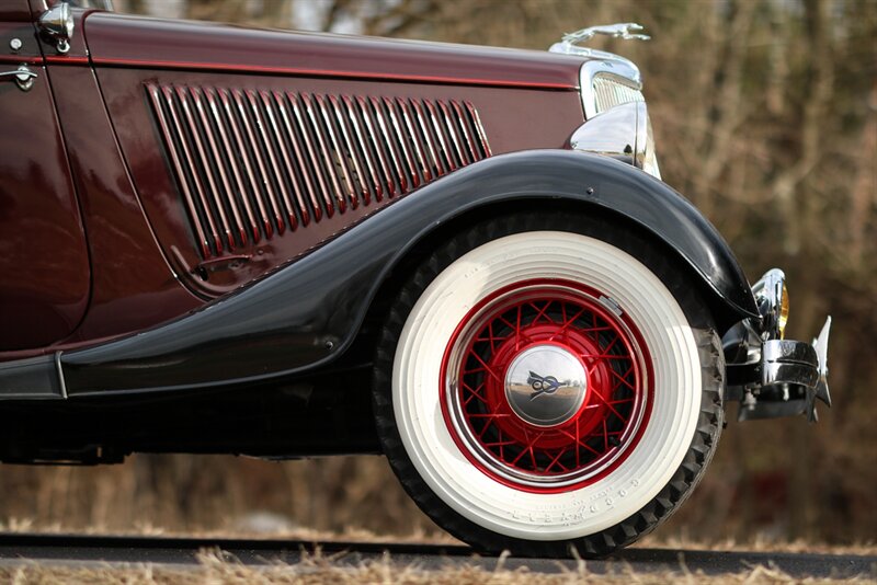 1934 Ford Tudor Sedan Fordor Deluxe V8   - Photo 22 - Rockville, MD 20850