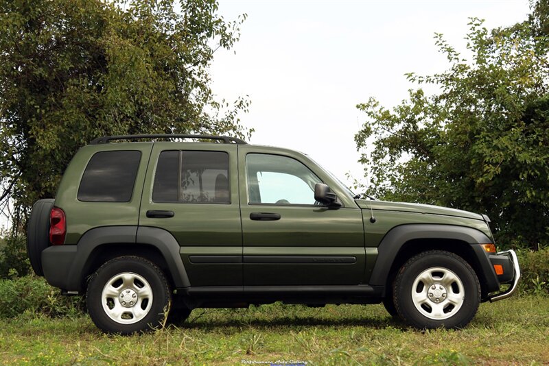 2007 Jeep Liberty Sport Sport 4dr SUV   - Photo 22 - Rockville, MD 20850