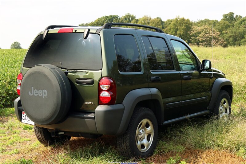 2007 Jeep Liberty Sport Sport 4dr SUV   - Photo 20 - Rockville, MD 20850