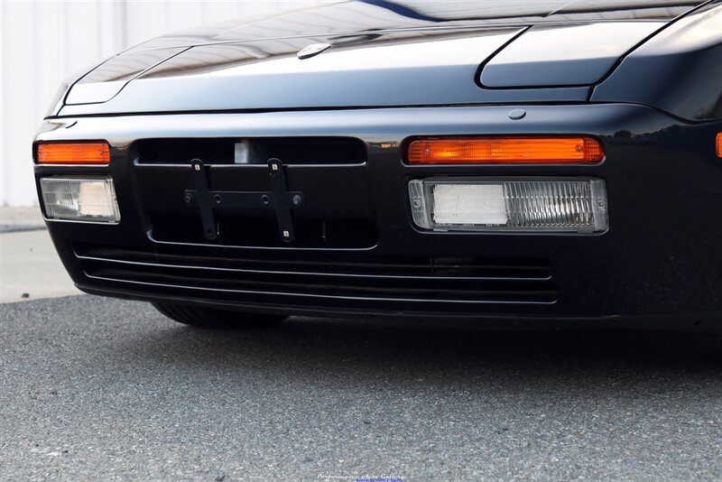 1988 Porsche 944 Turbo   - Photo 24 - Rockville, MD 20850