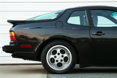 1988 Porsche 944 Turbo   - Photo 17 - Rockville, MD 20850