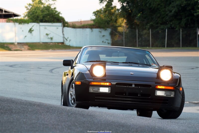 1988 Porsche 944 Turbo   - Photo 5 - Rockville, MD 20850