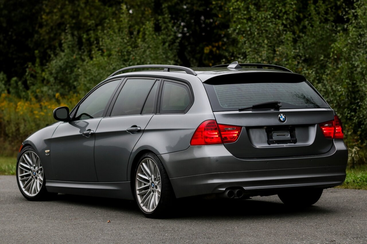 2010 Bmw 328i xDrive photo 2
