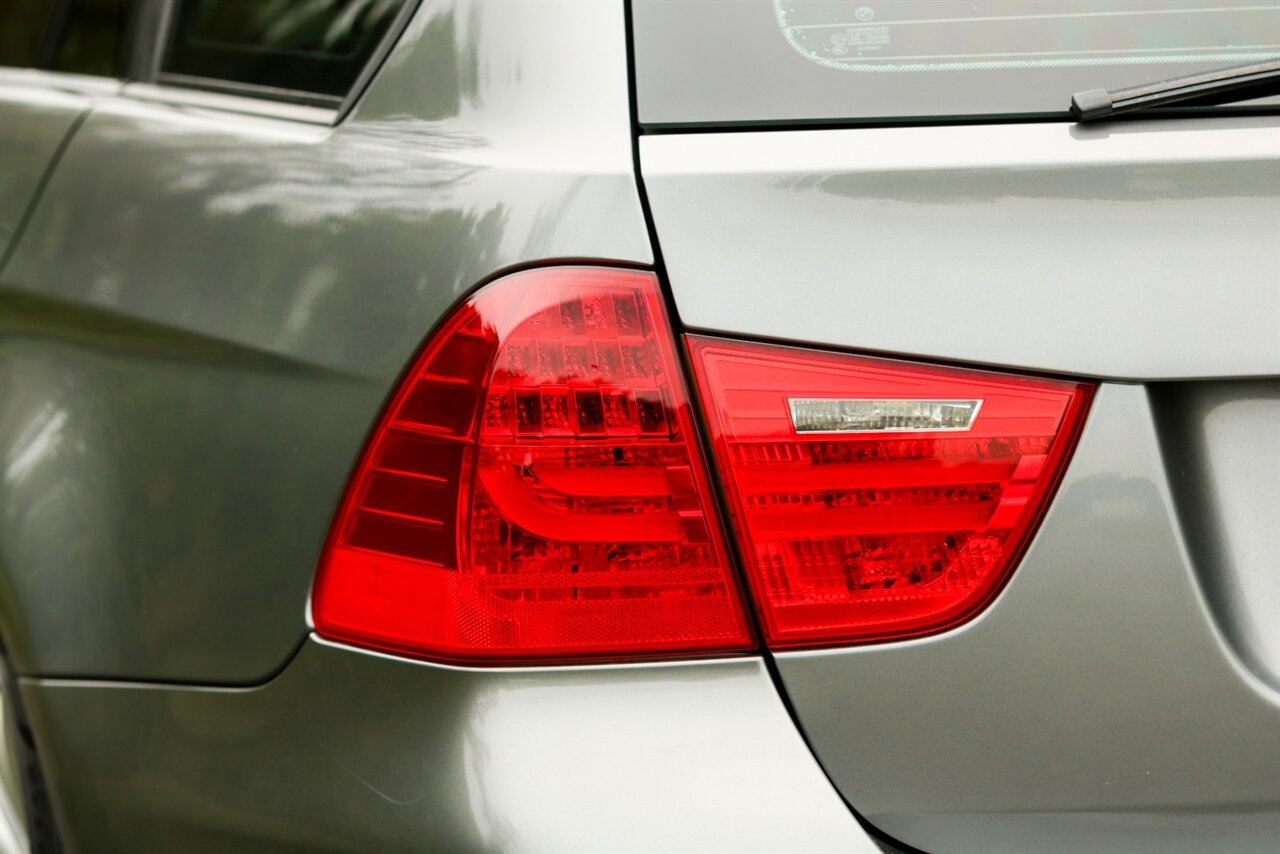 2010 Bmw 328i xDrive photo 35