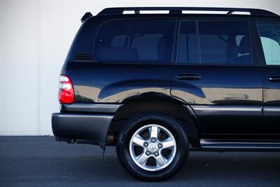 2004 Toyota Land Cruiser   - Photo 31 - Rockville, MD 20850