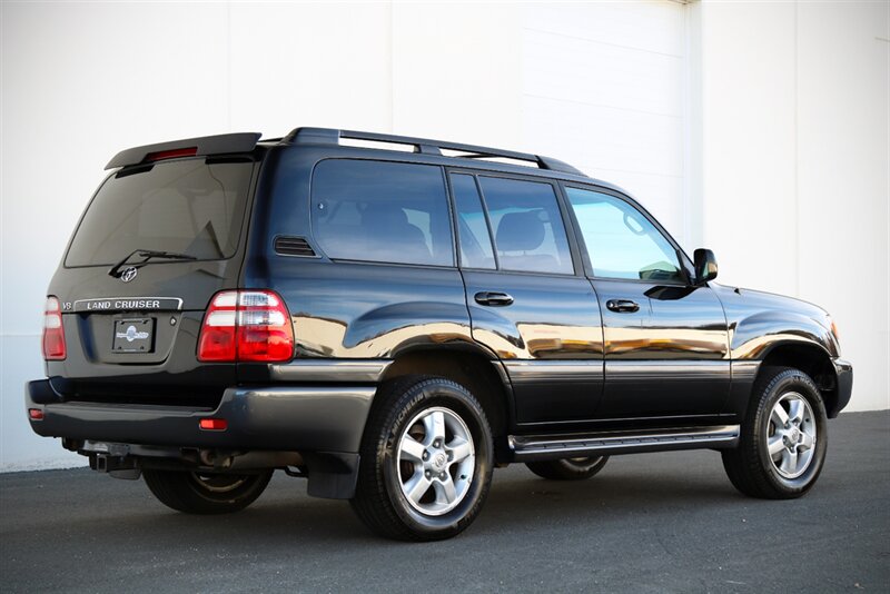 2004 Toyota Land Cruiser   - Photo 22 - Rockville, MD 20850