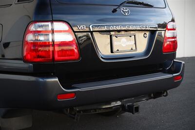 2004 Toyota Land Cruiser   - Photo 41 - Rockville, MD 20850