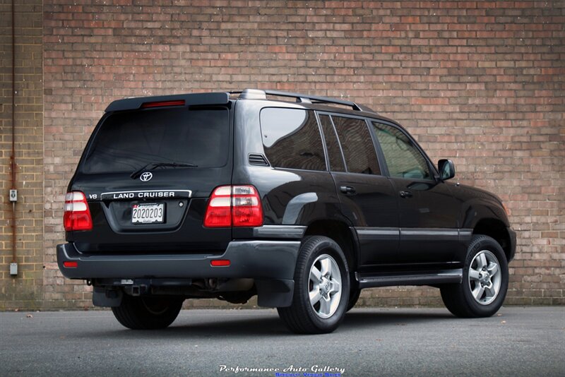 2004 Toyota Land Cruiser   - Photo 2 - Rockville, MD 20850