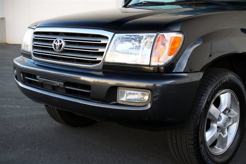 2004 Toyota Land Cruiser   - Photo 36 - Rockville, MD 20850