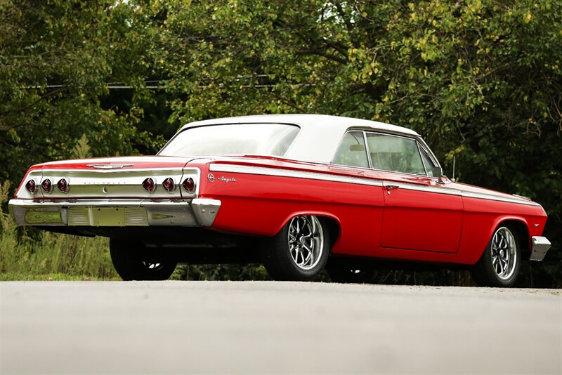 1962 Chevrolet Impala   - Photo 4 - Rockville, MD 20850