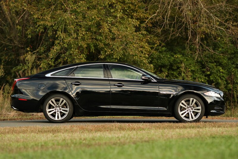 2011 Jaguar XJ   - Photo 14 - Rockville, MD 20850