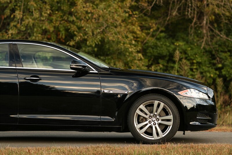 2011 Jaguar XJ   - Photo 19 - Rockville, MD 20850