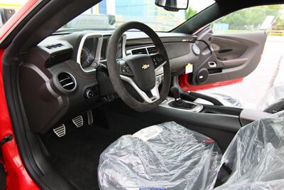 2012 Chevrolet Camaro ZL1   - Photo 4 - Rockville, MD 20850