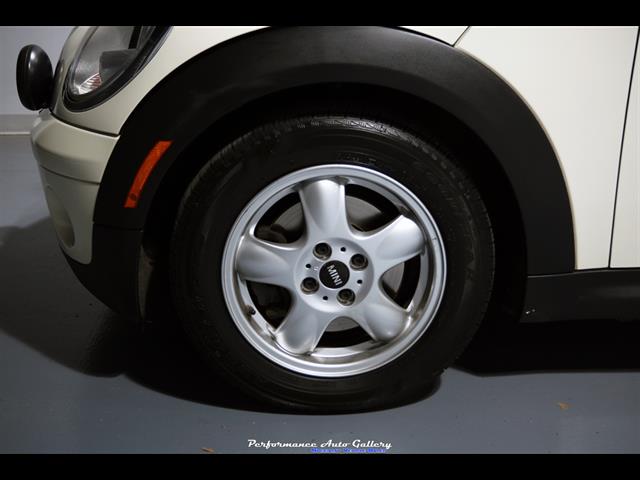 2009 MINI Cooper Clubman   - Photo 33 - Rockville, MD 20850