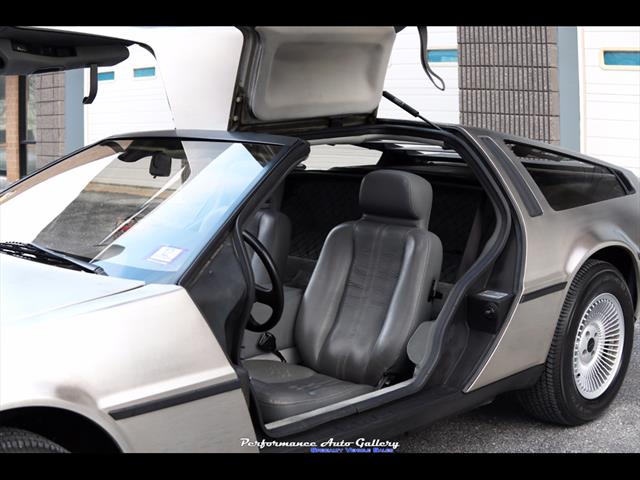 1983 DeLorean DMC-12   - Photo 8 - Rockville, MD 20850