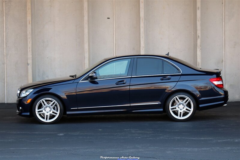 2008 Mercedes-Benz C 300 Sport  6-Speed Manual - Photo 11 - Rockville, MD 20850